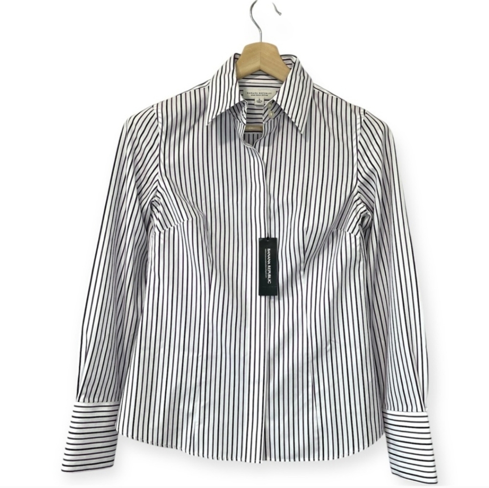 Banana Republic Non-Iron Fitted Button Down Shirt